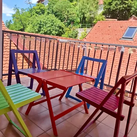 Castle View Terrace Ac Apartment *