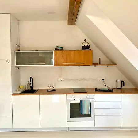 Castle View Terrace Ac Apartment Апартаменты *