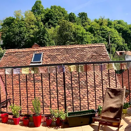 Апартаменты Castle View Terrace Ac Apartment *