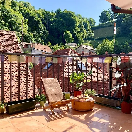 Castle View Terrace Ac Apartment Апартаменты